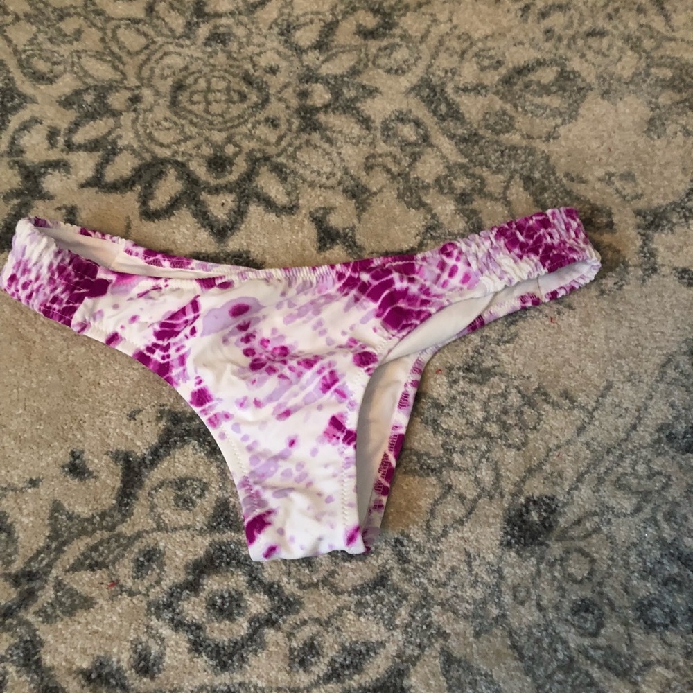 TIE DIE BIKINI BOTTOMS